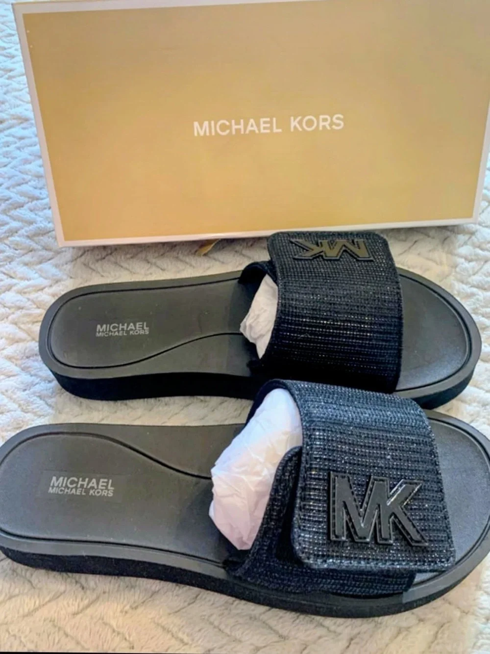 Bran new MICHAEL Michael Kors Black Slip-On Slide Sandals size 10